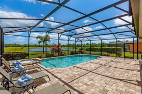 535 -Villa Belvedere, A Stunning, Spacious 5 Bed Lake View Home with Pool and Spa